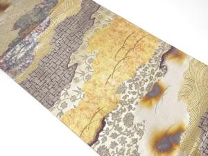 霞に笹蔓・花唐草模様織り出し　開き名古屋帯（額縁仕立て）